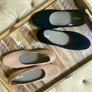 Set of two pairs of ALLBIRDS ballet flats, like new condition size 9W